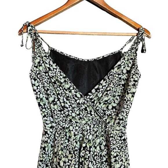 BCBGeneration printed romper in jelly bean multi - Picture 9 of 12
